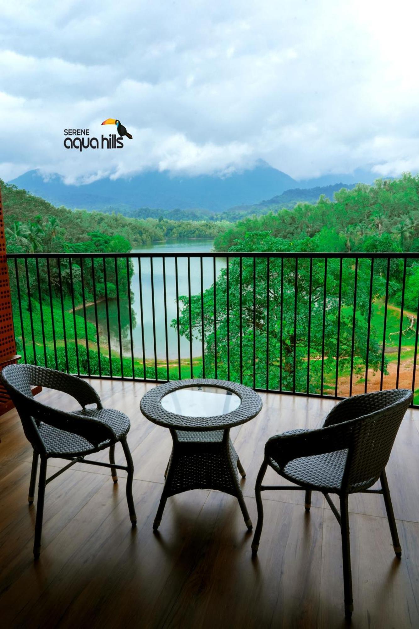 Serene Aqua Hills Kozhikode Hotel Mennanyam Exterior photo